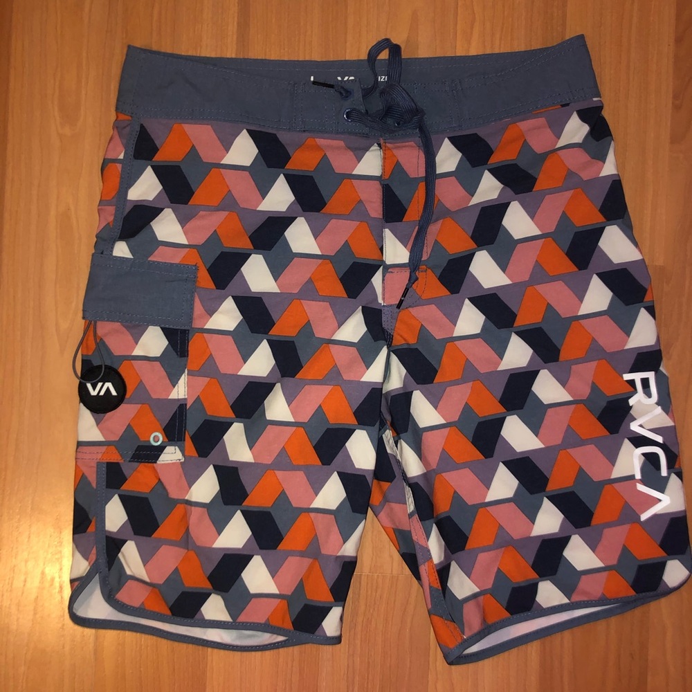 RVCA Board shorts - Picture 1 of 3